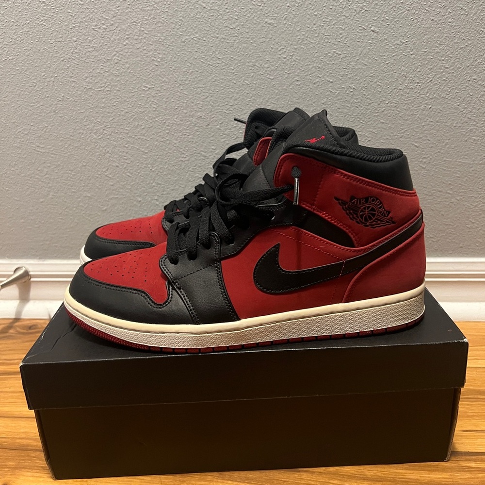 Nike Air Jordan 1 Retro Mid PS 'Gym Red'
 554724-610
